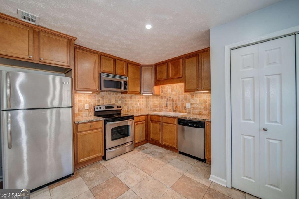 280 Winding River Road - Photo 9