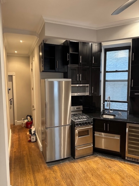 246 Mott Street - Photo 11