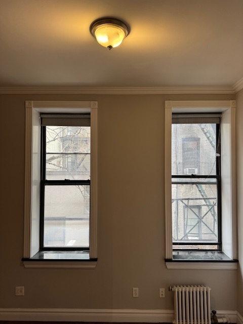 246 Mott Street - Photo 1