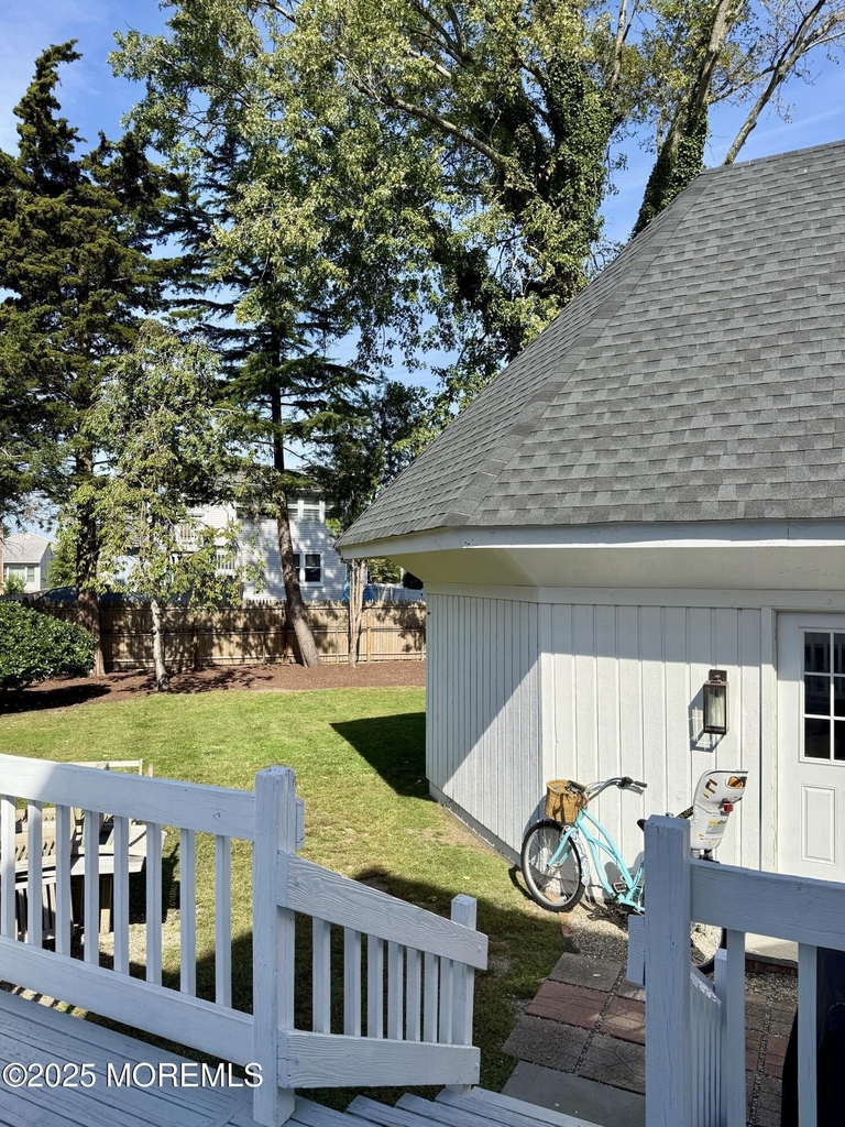 258 Osborne Avenue - Photo 3