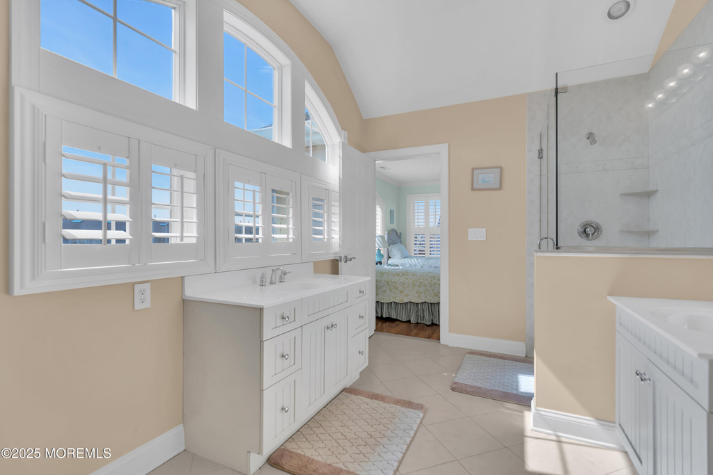 106 2nd Avenue - Photo 32