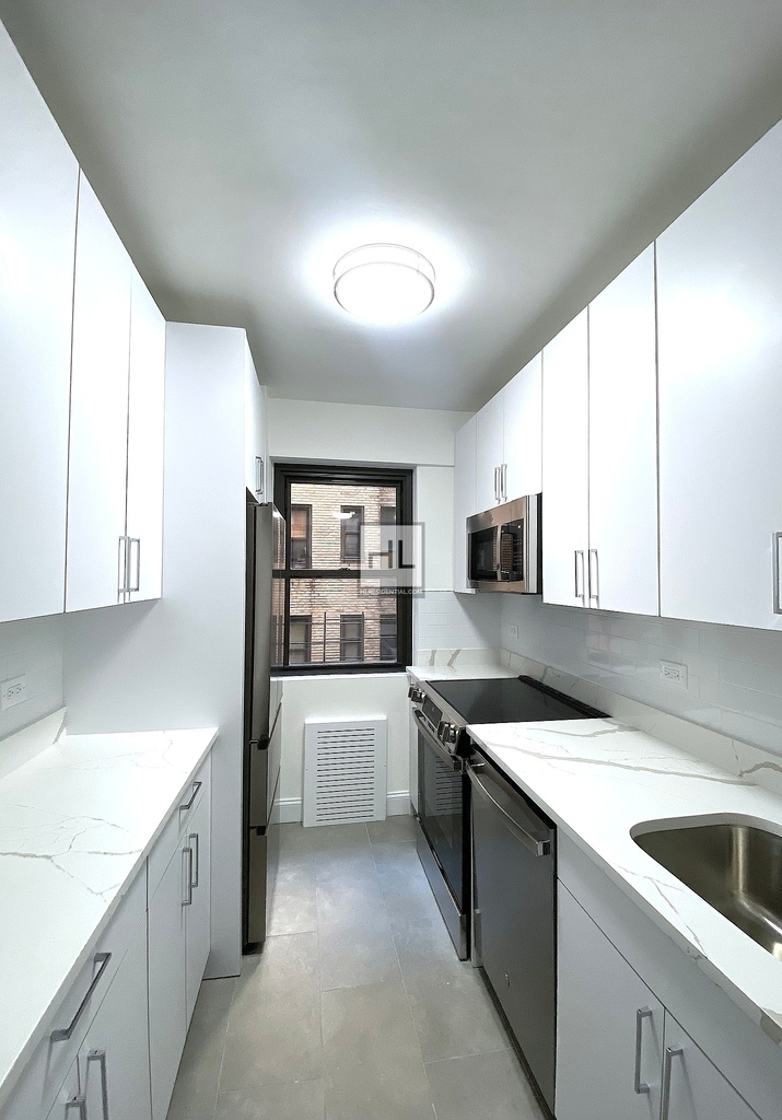 East 69th Street - Photo 1