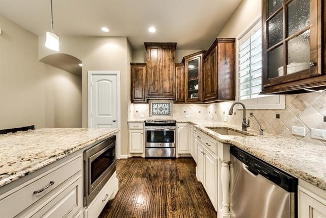 2021 Garden Park Court - Photo 9