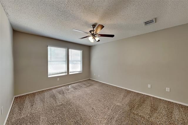 520 Bailey Street - Photo 7