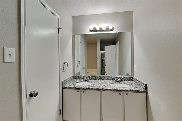 520 Bailey Street - Photo 9