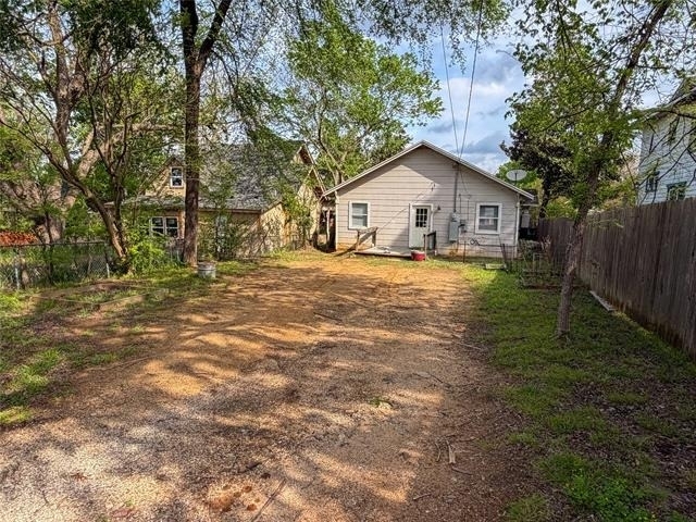 114 E Hull Street - Photo 18