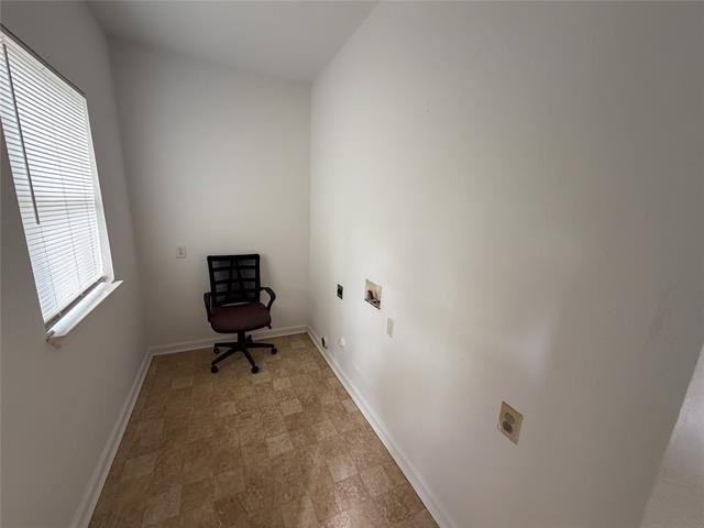 114 E Hull Street - Photo 15