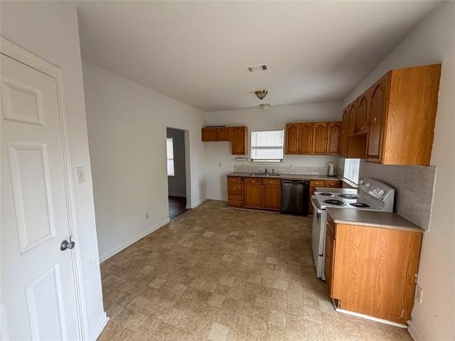 114 E Hull Street - Photo 10