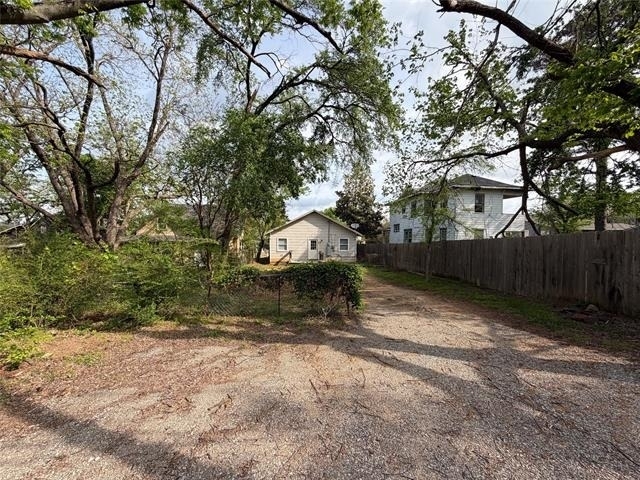 114 E Hull Street - Photo 17