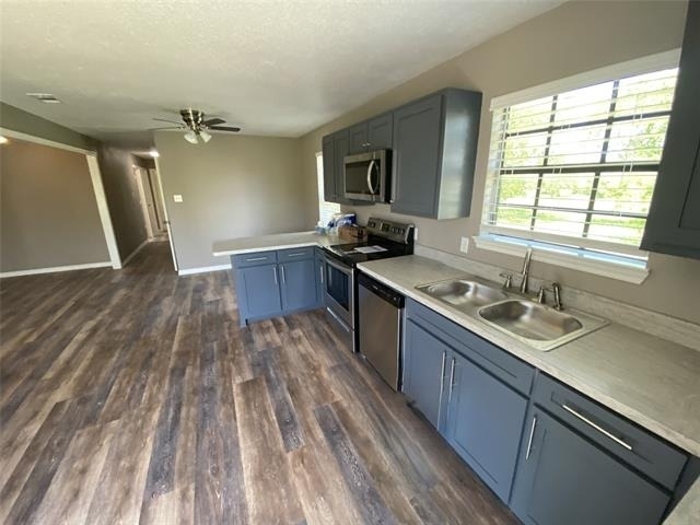 1502 Daffan Avenue - Photo 4
