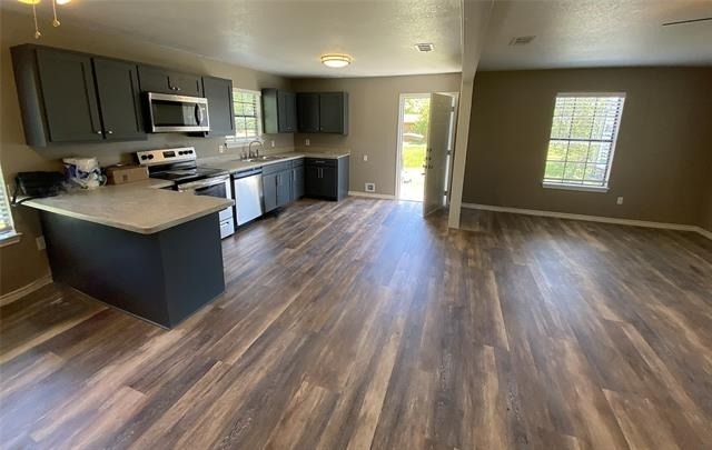 1502 Daffan Avenue - Photo 0