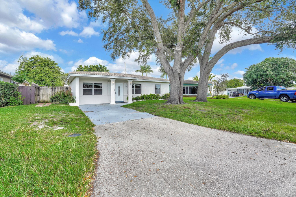 261 Ne 45th Street - Photo 50