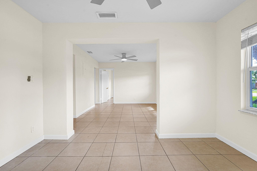 261 Ne 45th Street - Photo 42