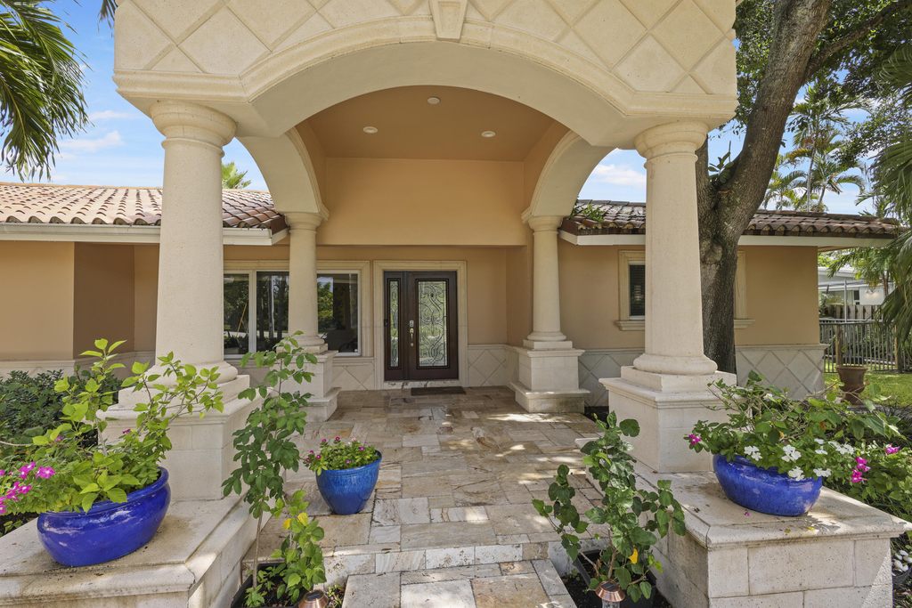 1925 Coral Gardens Drive - Photo 25