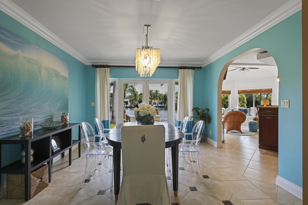 1925 Coral Gardens Drive - Photo 11