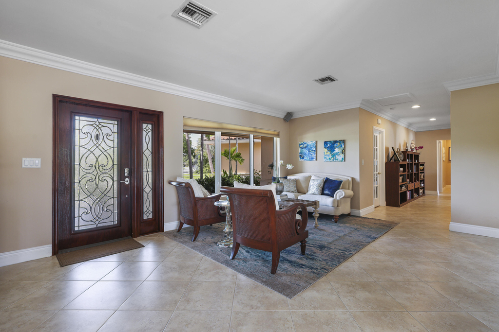 1925 Coral Gardens Drive - Photo 2