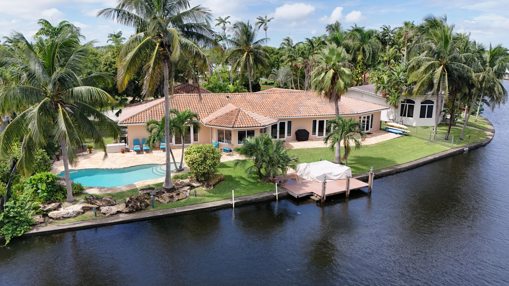 1925 Coral Gardens Drive - Photo 22