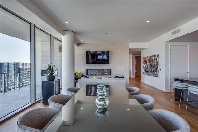7901 Windrose Avenue - Photo 11