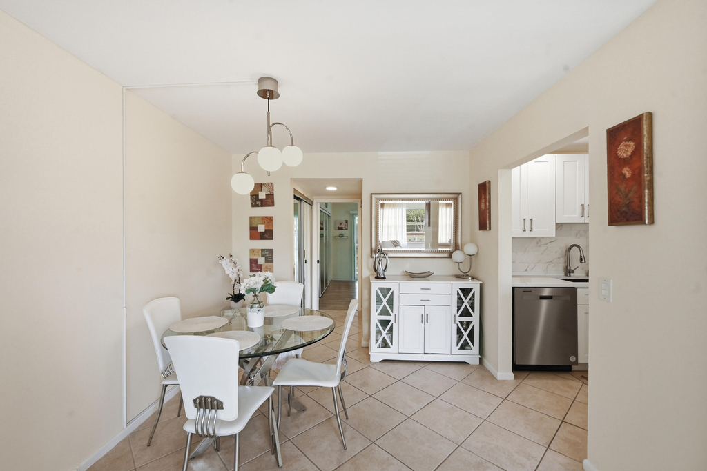 314 Brighton - Photo 4