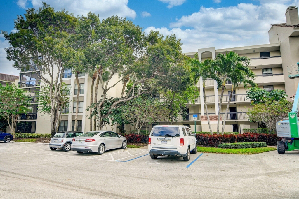 1915 Lavers Circle - Photo 46