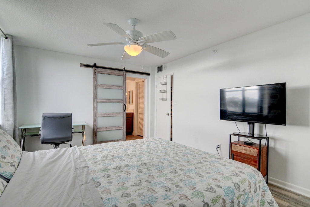 1915 Lavers Circle - Photo 22