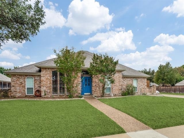 1728 Tawakoni Lane - Photo 0