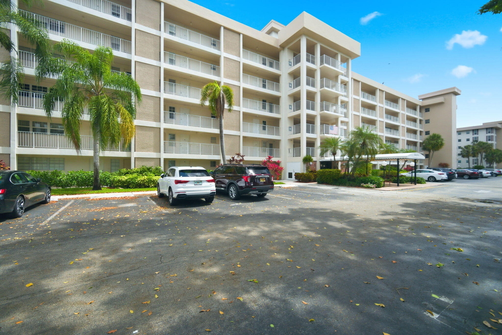 2901 S Palm Aire Drive - Photo 33