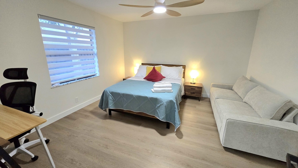 1236 Ne 12th Avenue - Photo 11