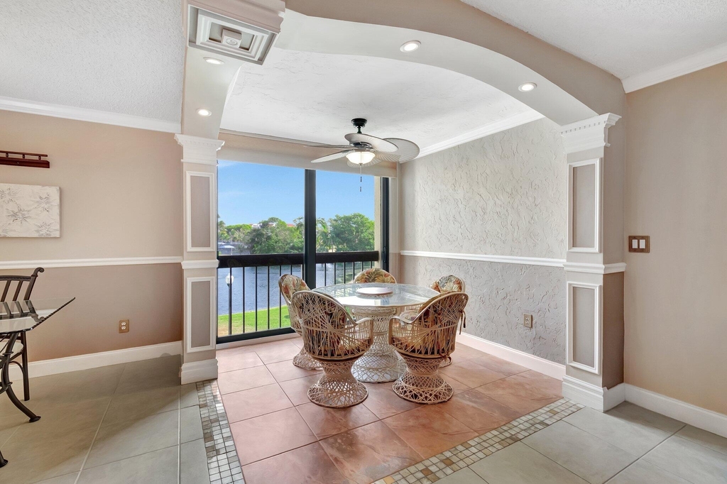 1915 Lavers Circle - Photo 8