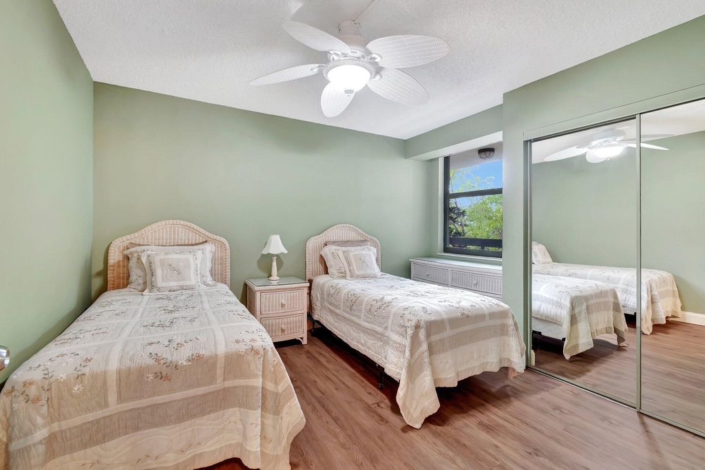 1915 Lavers Circle - Photo 25