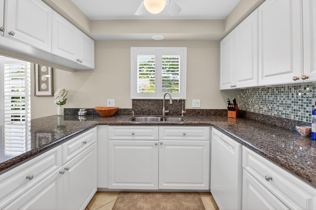 75 Venetian Drive - Photo 16