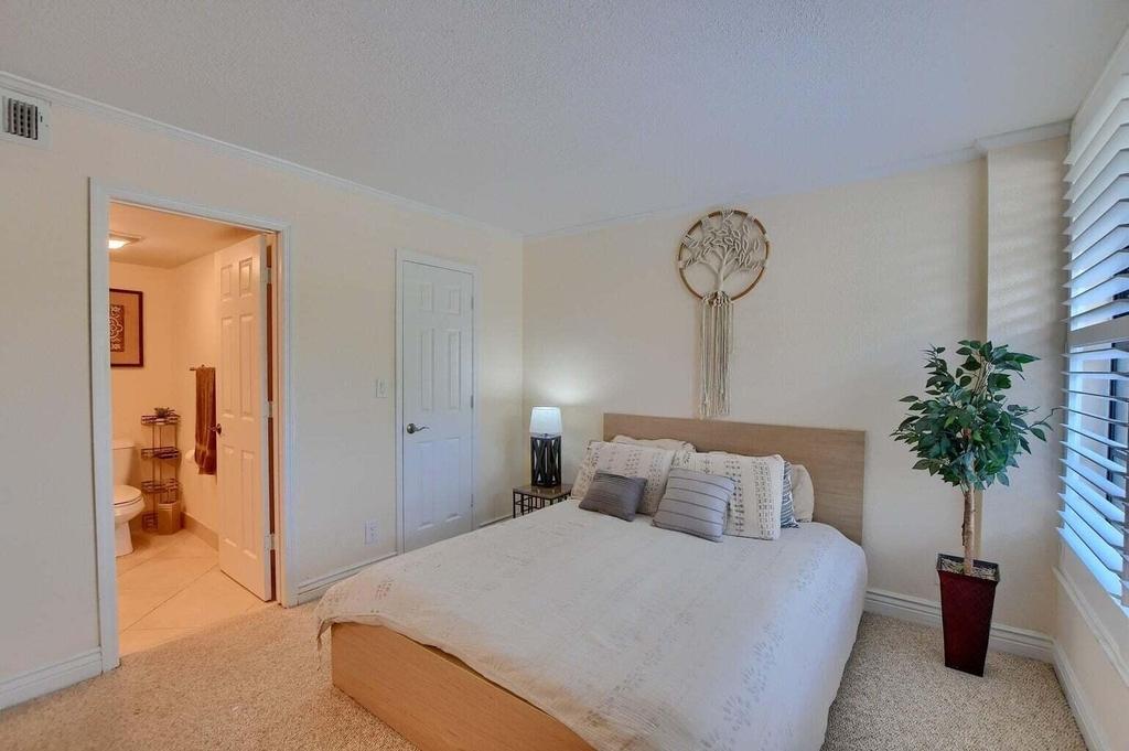 3 Royal Palm Way - Photo 28