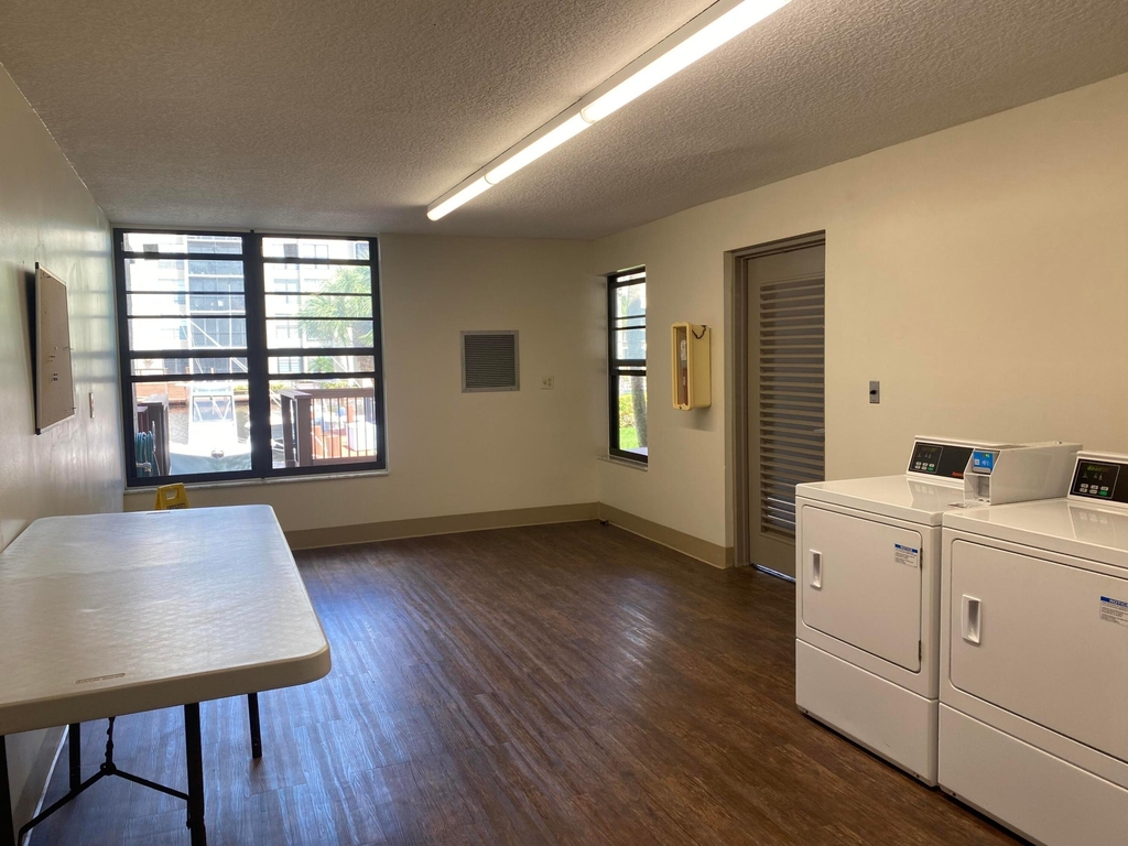 3 Royal Palm Way - Photo 31