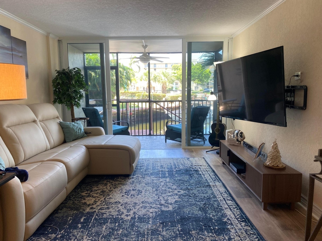 3 Royal Palm Way - Photo 9