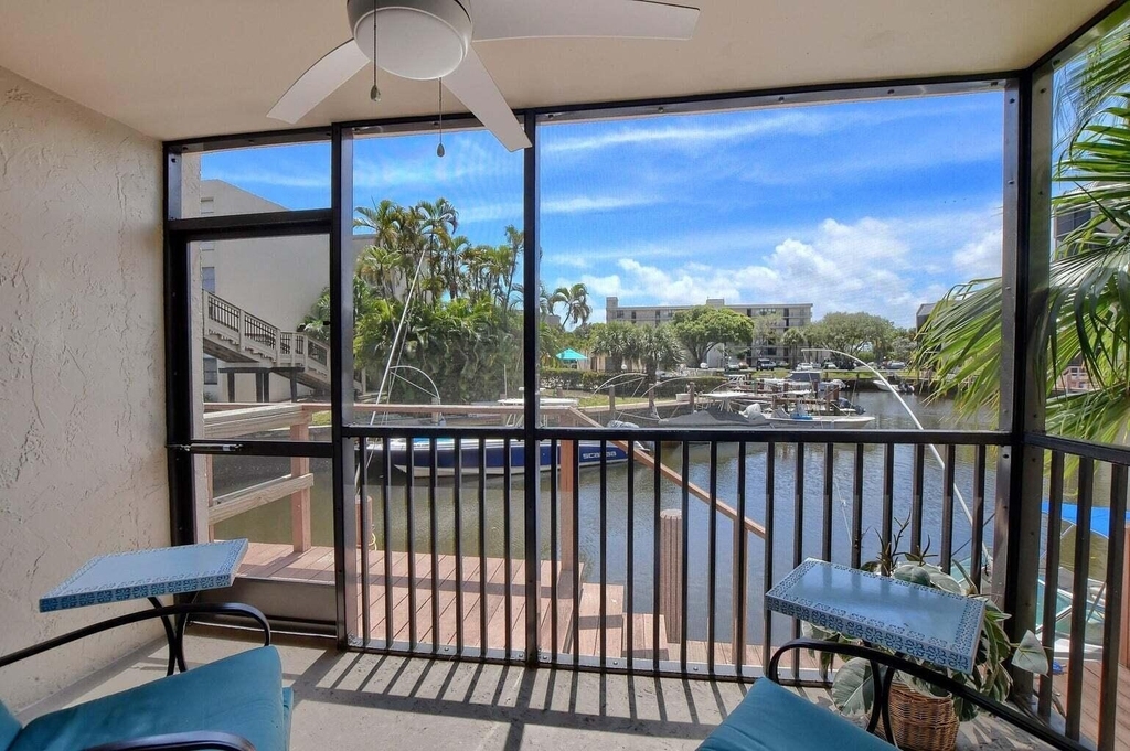 3 Royal Palm Way - Photo 12