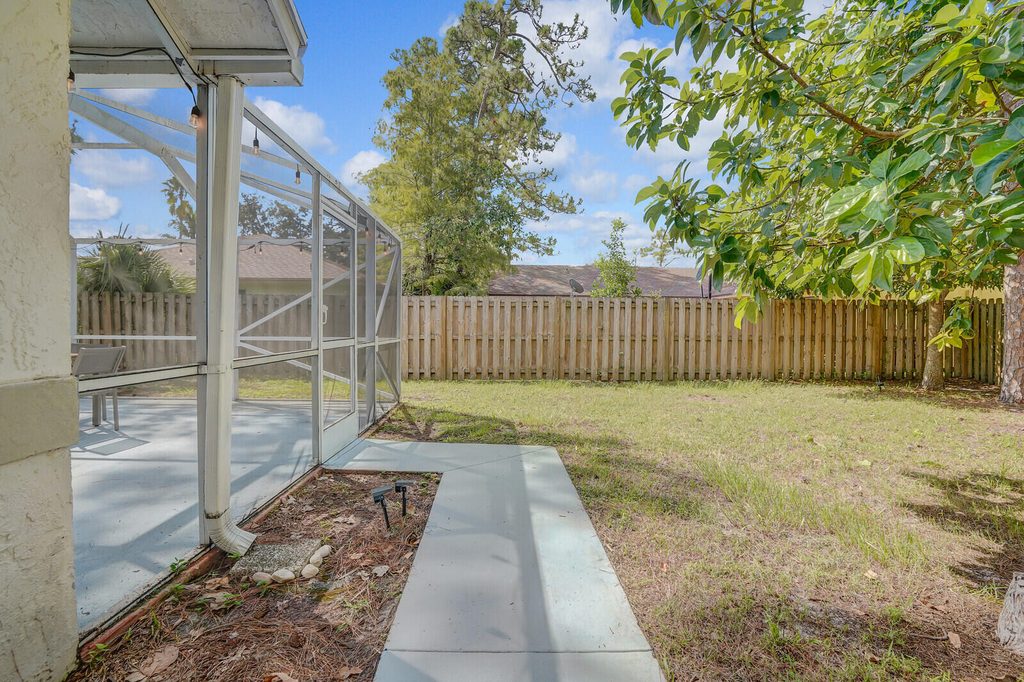 1329 Periwinkle Place - Photo 16