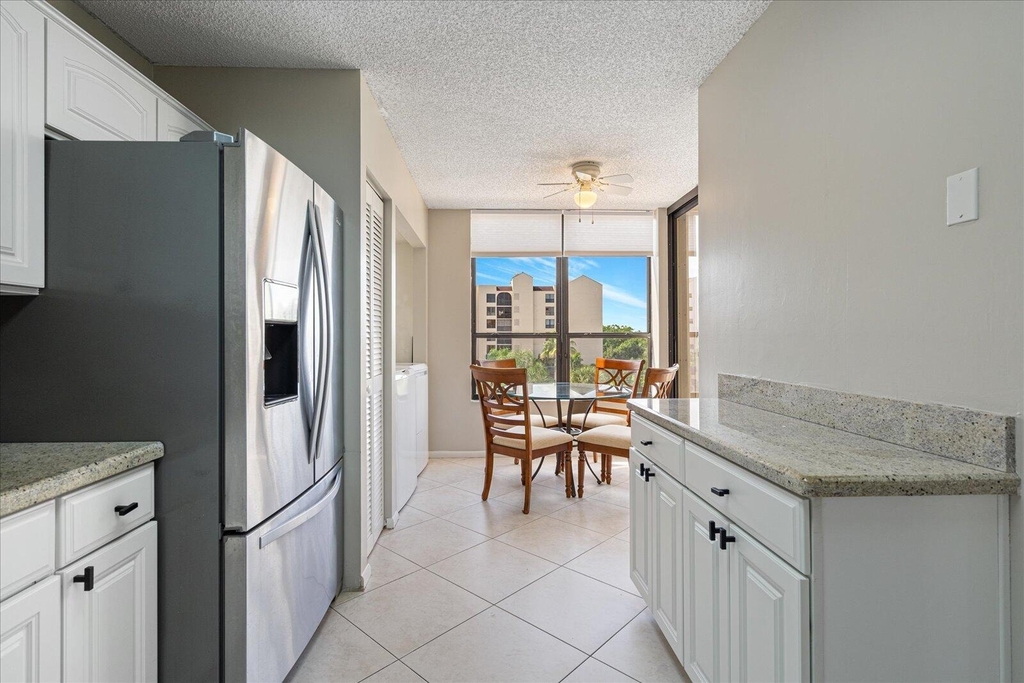 7564 Regency Lake Drive - Photo 8