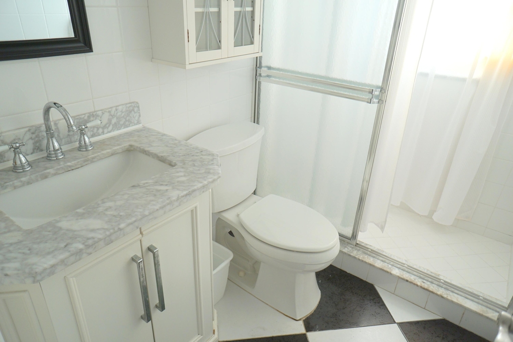 401 Southampton A - Photo 19