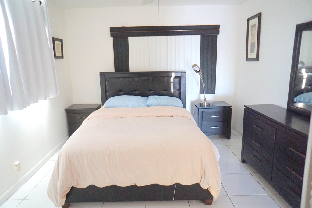 401 Southampton A - Photo 13