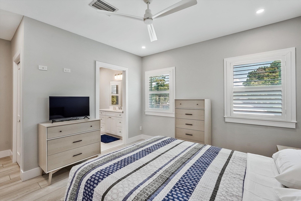 425 Hugh Street - Photo 29
