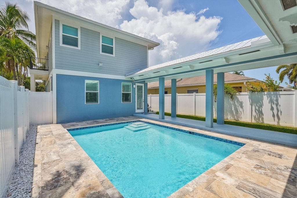 425 Hugh Street - Photo 33