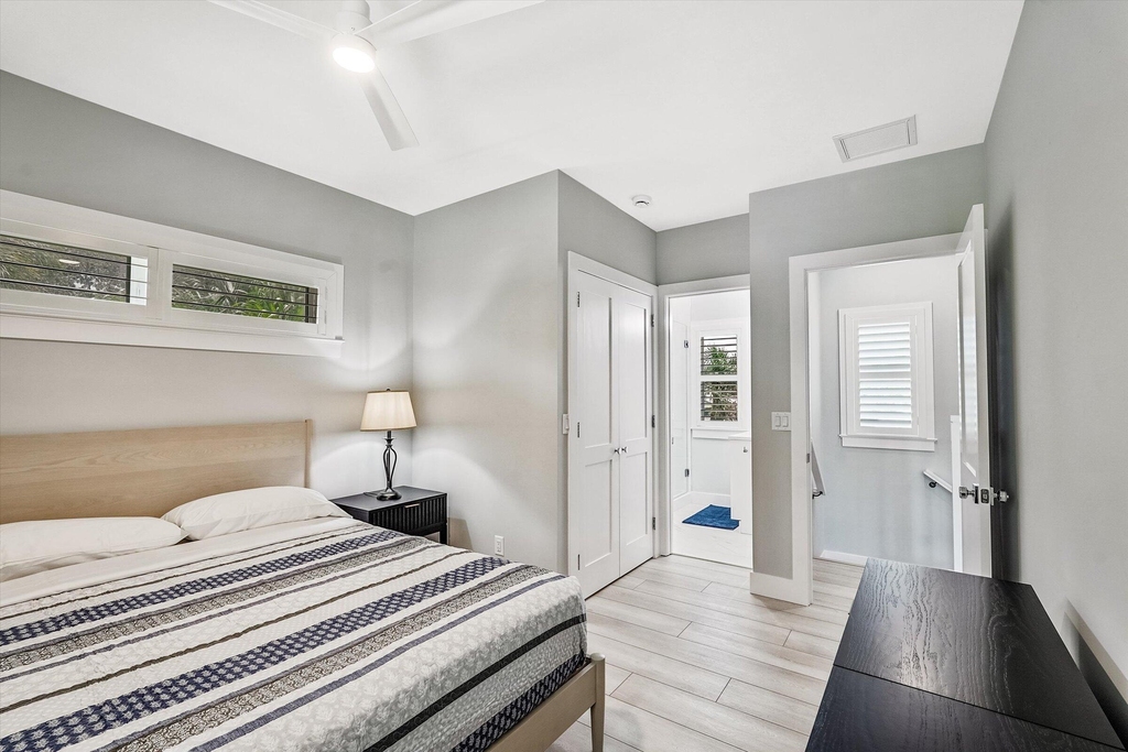 425 Hugh Street - Photo 21