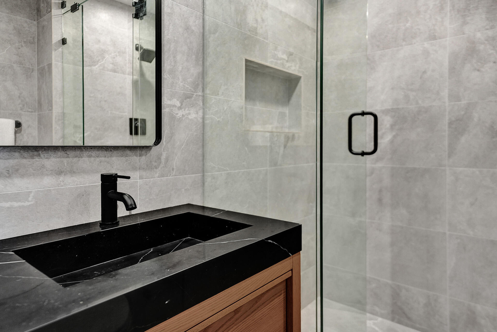876 Jeffery Street - Photo 26