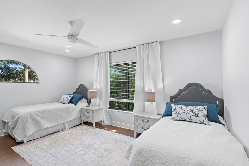 1050 Brooks Lane - Photo 27