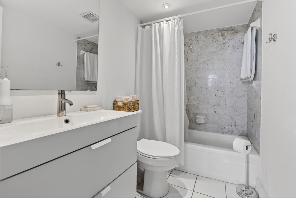 9820 S Hollybrook Lake Drive - Photo 5
