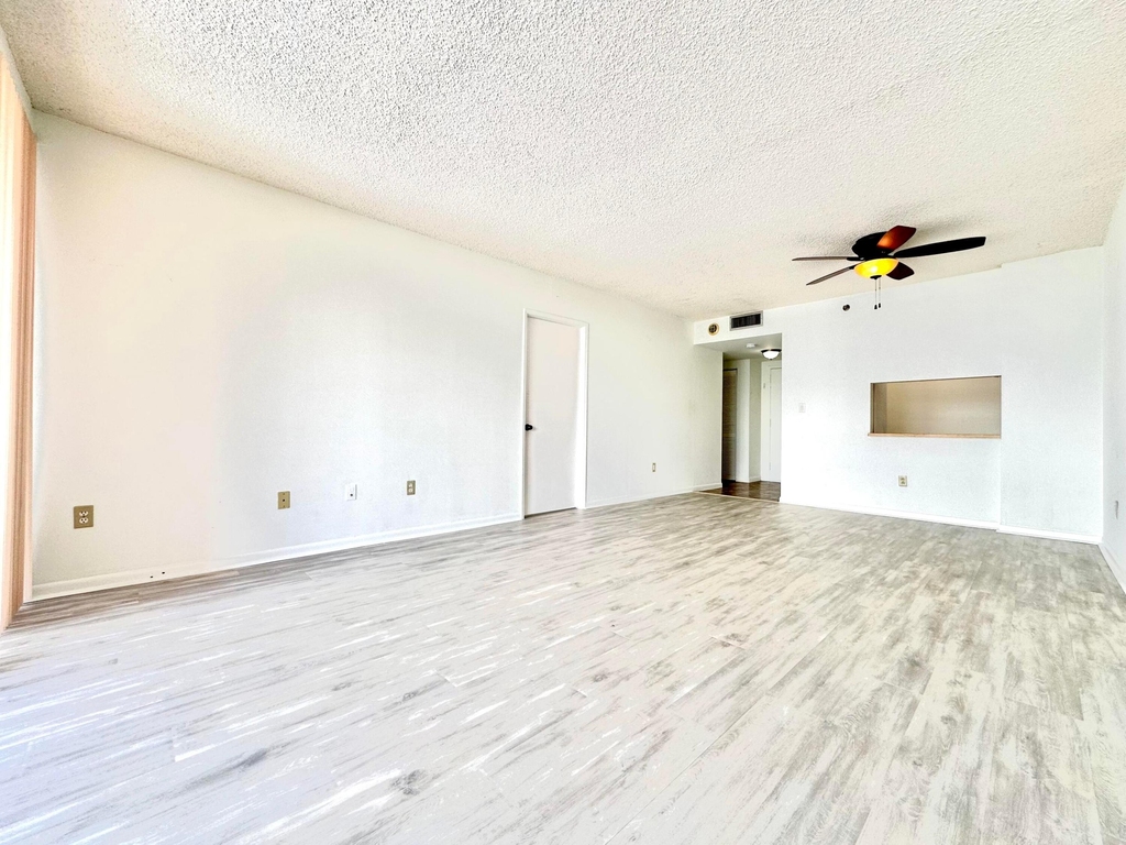 1470 Ne 123rd Street - Photo 8