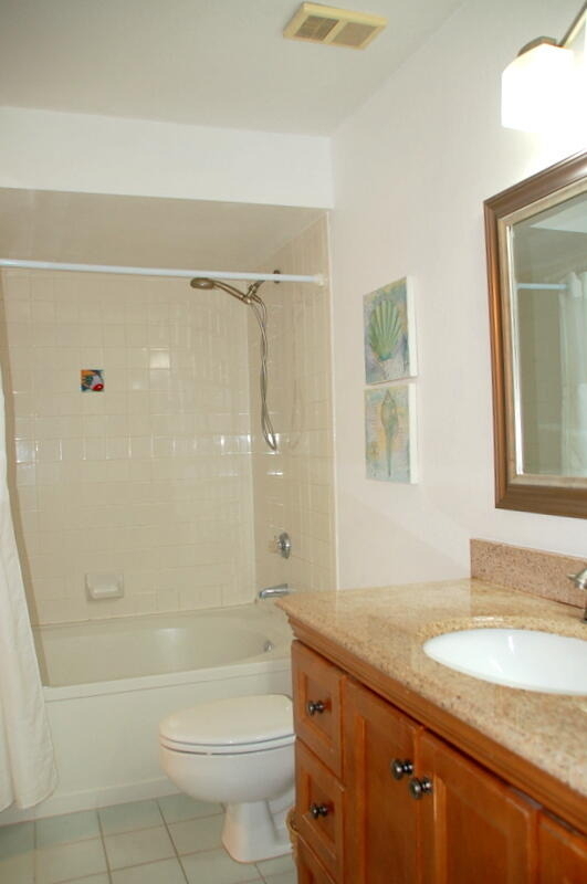 1885 Palm Cove Boulevard - Photo 14