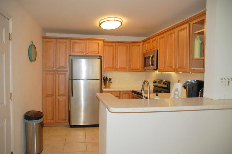 1885 Palm Cove Boulevard - Photo 9