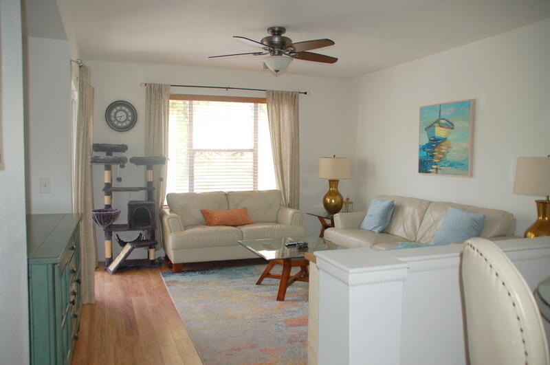 1885 Palm Cove Boulevard - Photo 11