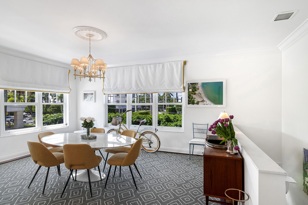311 Cocoanut Row - Photo 1
